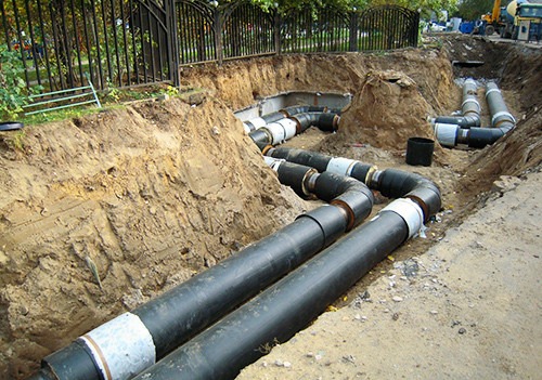 Прокладка трубопроводов теплотрассы: современные решения с Флексален для долговечности и скорости работ